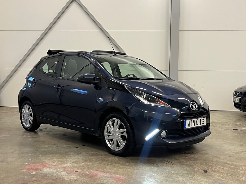Toyota Aygo 5-dörrar 1.0 VVT-i X-WAVE Cab