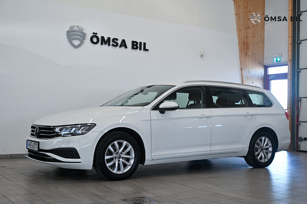 Volkswagen Passat Sportscombi 2.0 TDI Värmare Carplay Navi Drag 150hk