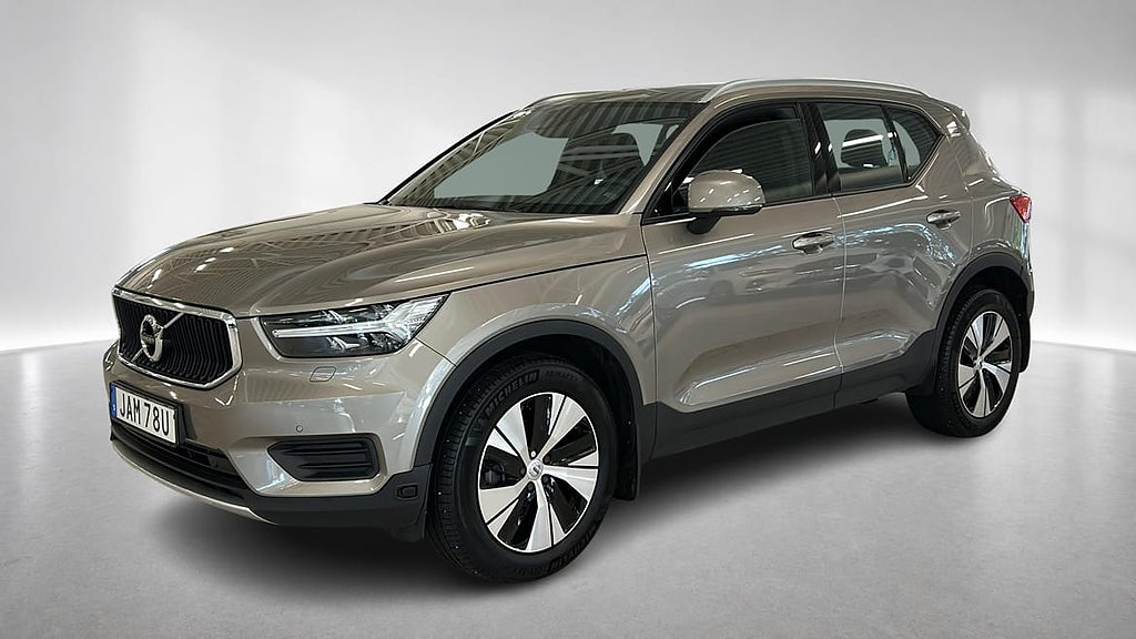 Volvo XC40 T2 FWD Momentum Advanced