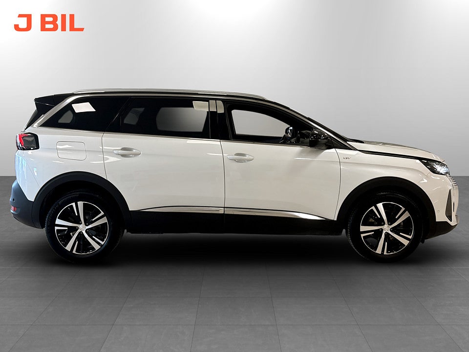 Bild på Peugeot 5008 GT 1.2 PT 130hk Aut 7-SITS B-KAMERA