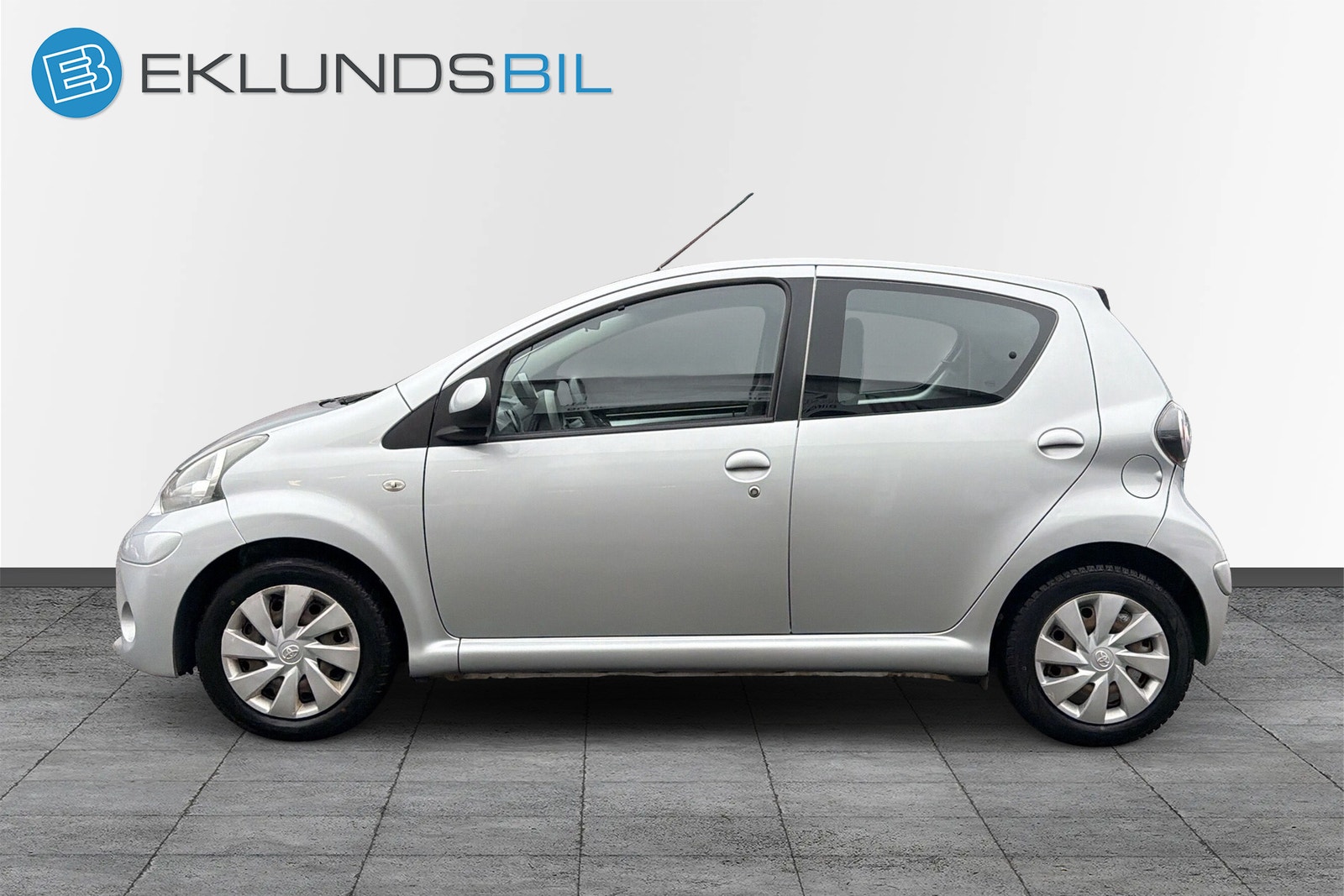 Toyota Aygo 5-dörrar 1.0 VVT-i Bluetooth 2012 - miniatyr 8