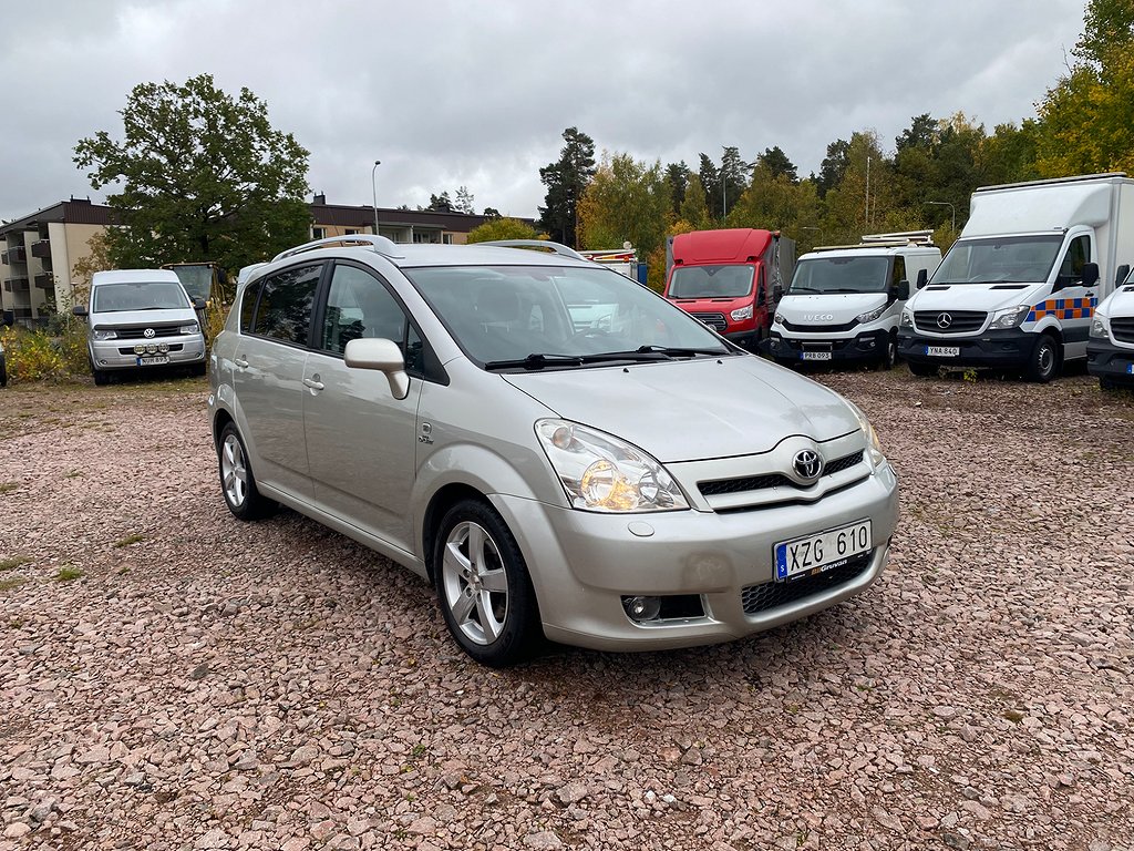 Toyota Corolla Verso 2.2 D-CAT  ny besiktad & servad 7 sits 