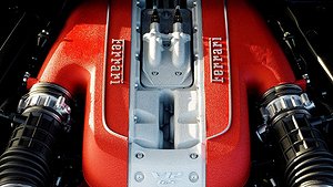 V12-motor i Ferrari 812 Superfas