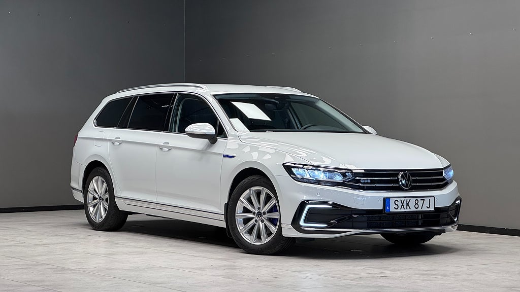 Volkswagen Passat 2023 - miniatyr 18