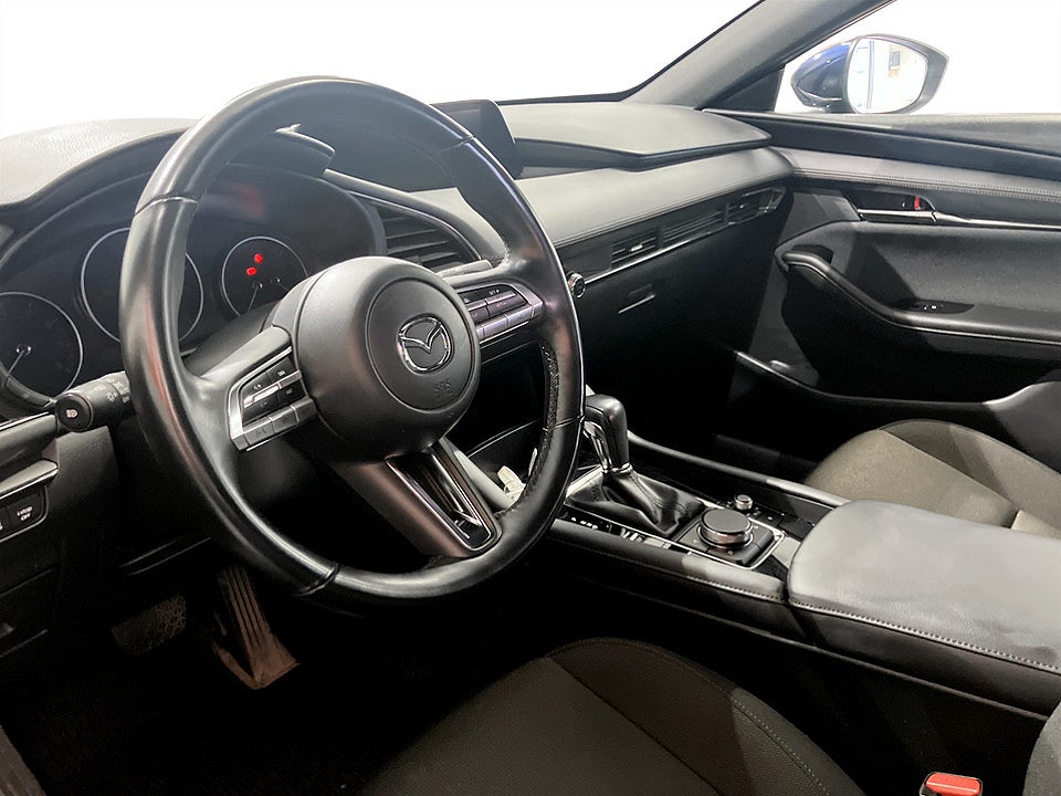 Bild på Mazda 3 Hatchback Sky 2.0 150hk Aut - B-KAMERA, NAVI