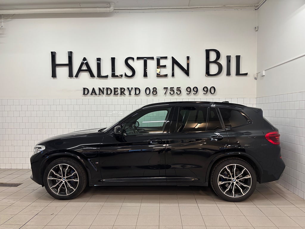 BMW X3 30e xDrive Plug In M Sport Shadow Line Drag Moms