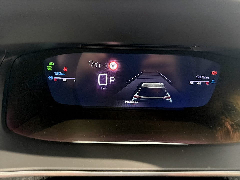 Bild på Peugeot 2008 GT 1.2 PT 130hk Aut B-KAMERA CARPLAY