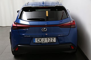 SUV Lexus UX 7 av 27