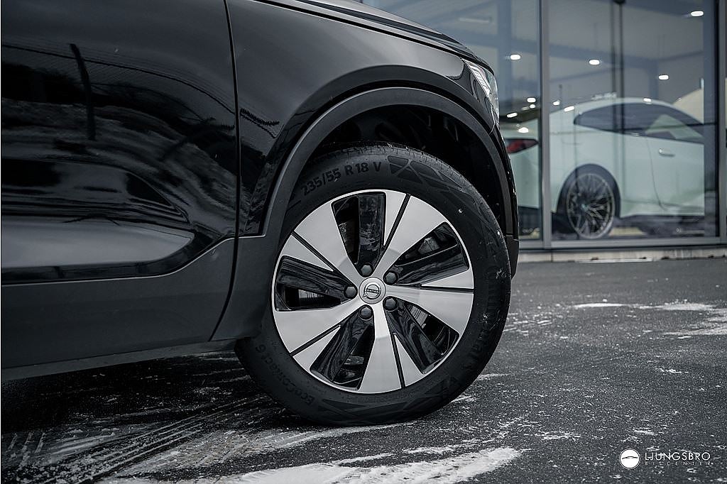Volvo XC40 Recharge T4 211hk Momentum