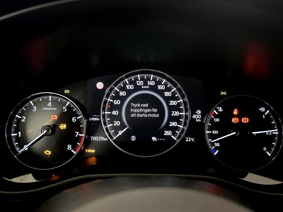 Bild på Mazda CX-30 Sky 2.0 e-SKYACTIV-G M 150hk B-KAMERA CARPLAY