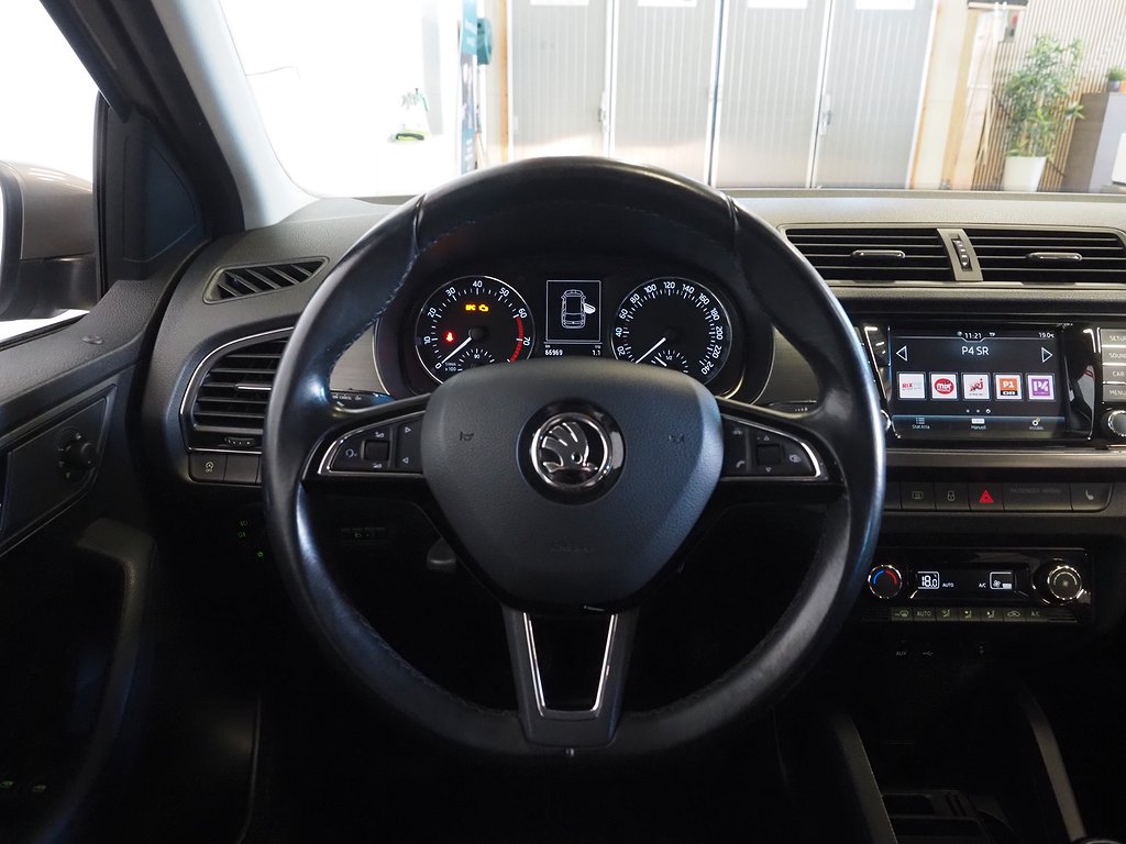 Skoda Fabia Kombi 1.0 TSI 95hk Style Dragkrok Motorvärmare 2018