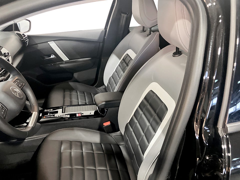 Bild på Citroën C4 Max 1.2 PT 130hk Aut B-KAMERA CARPLAY