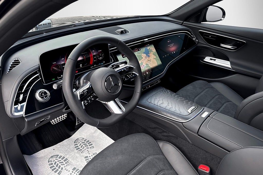 Mercedes-Benz E 220 D 4MATIC AMG HYPER-SCREEN PANORAMA Nypris 865.400kr 2024, bild 21