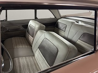 Sportkupé DeSoto Fireflite 18 av 18