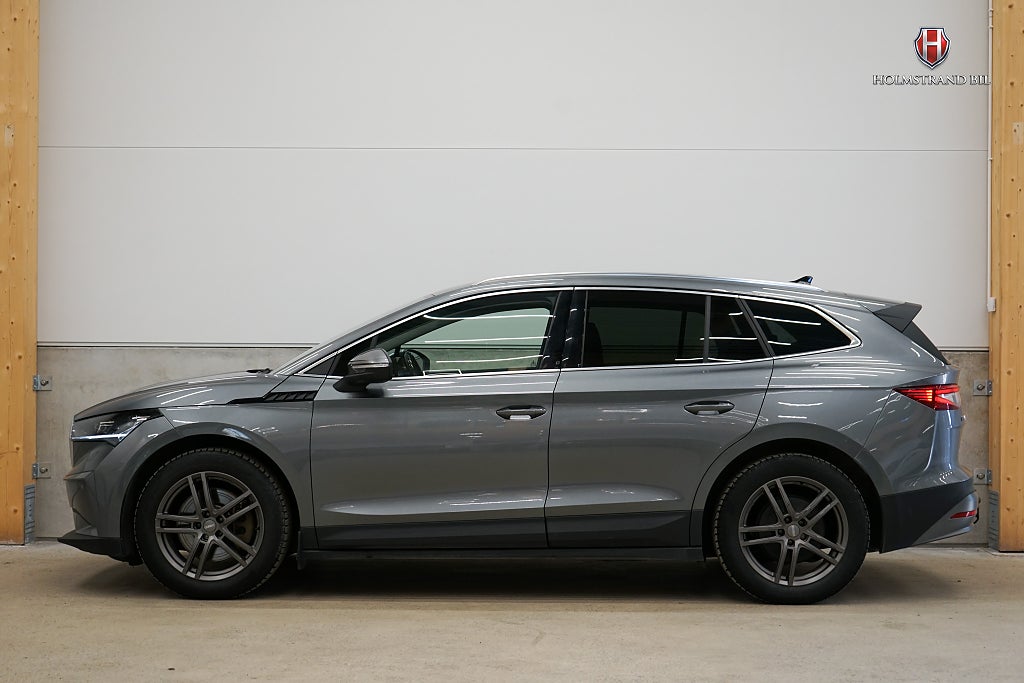 Skoda Enyaq iV 80x Family iV80x Drag Värmepump El-stol Kamera Rattvärm