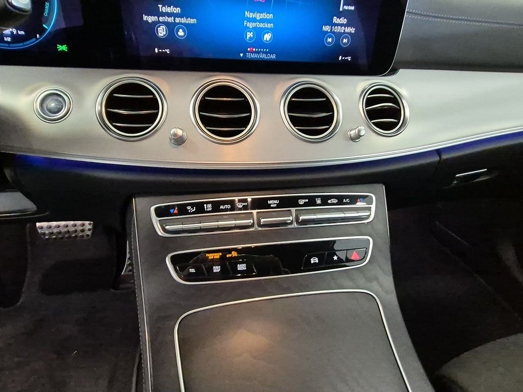 Mercedes-Benz E 300 T de 2022 - miniatyr 9