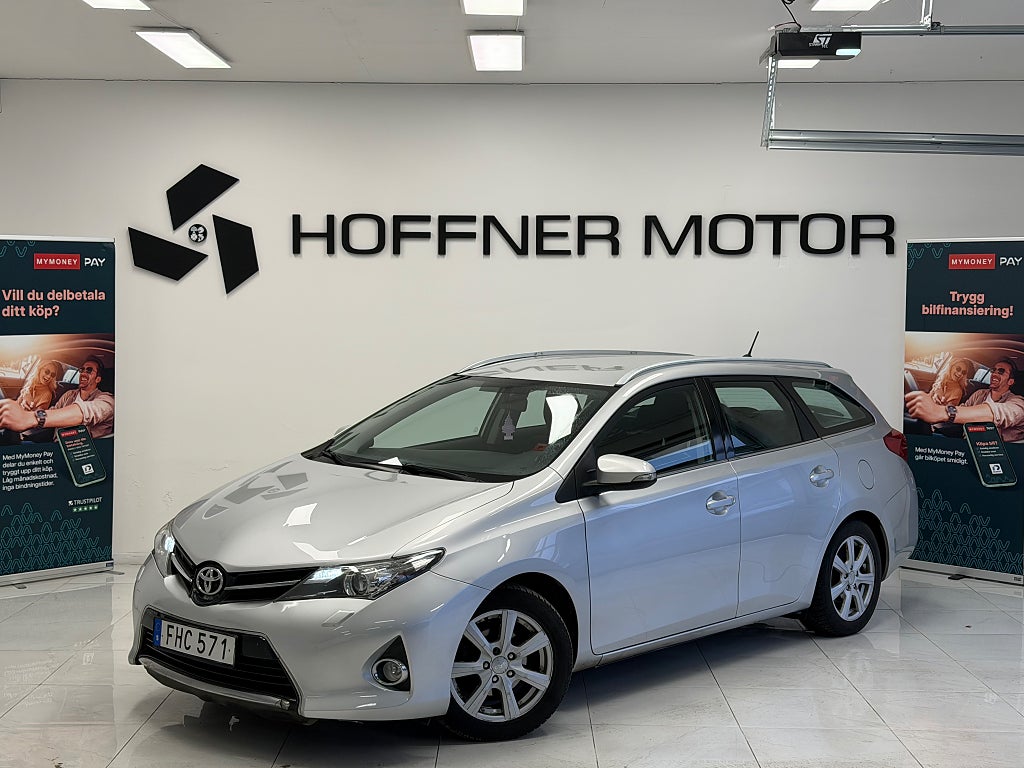 Toyota Auris Touring Sports 1.4 D-4D Active BTooth BKam Drag