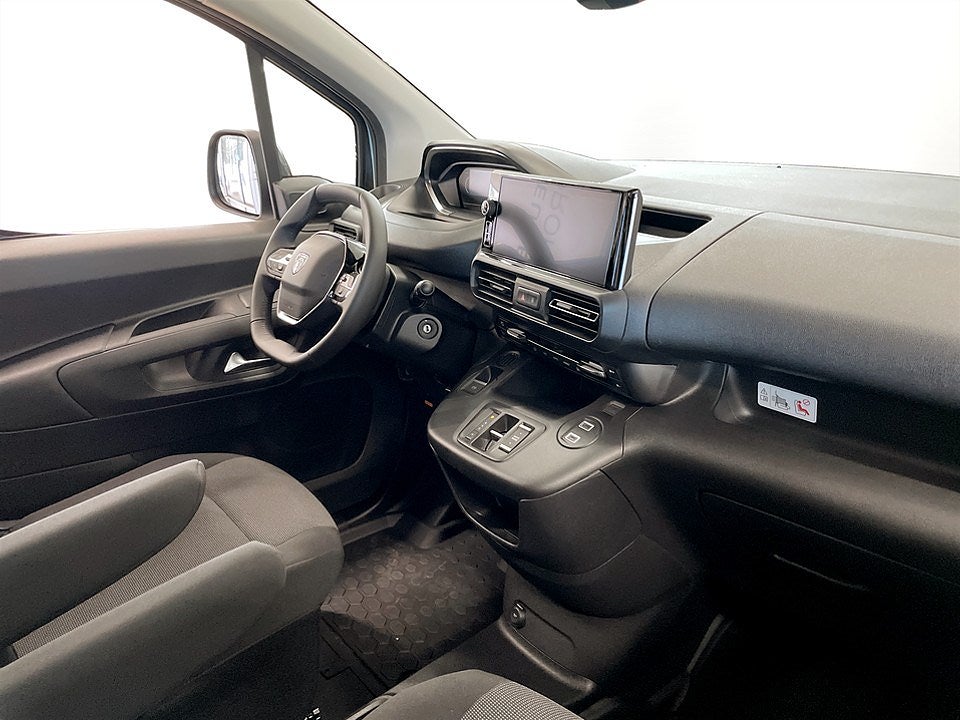 Bild på Peugeot Partner Crew Cab 1,5 BlueHDi 130hk Aut - EDITION! SERVICE & VINT