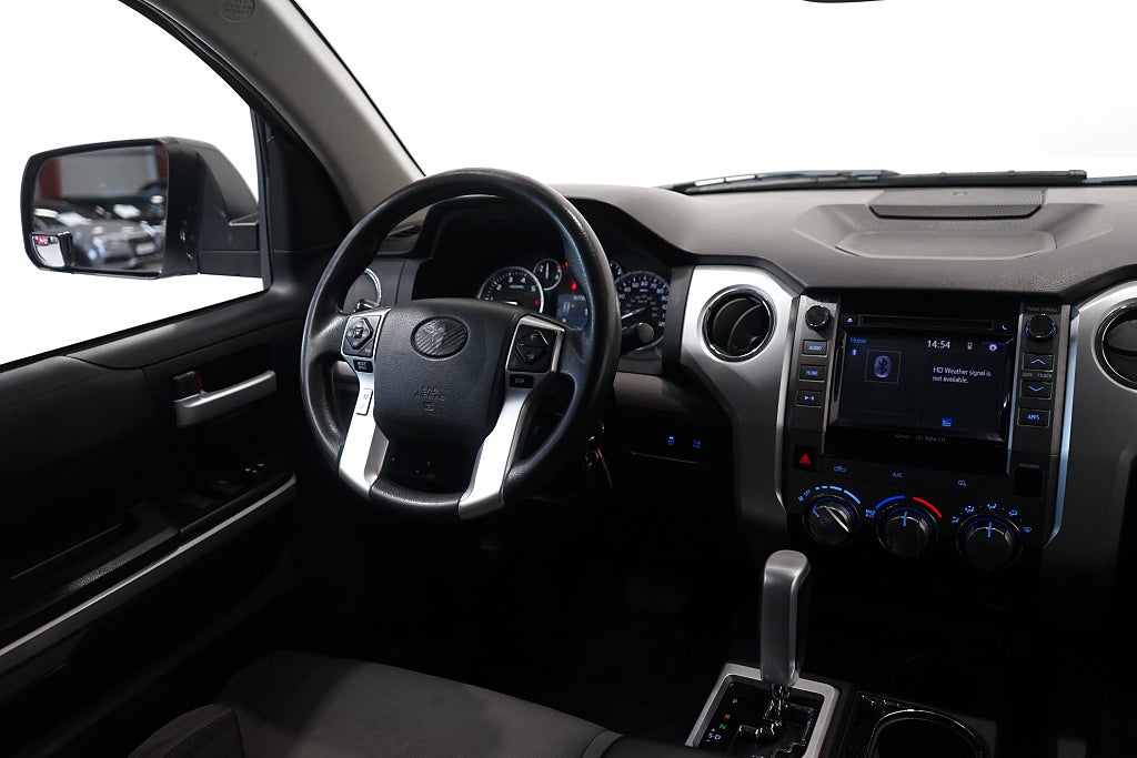Toyota Tundra 5.7 V8 SR5 Automat B-kamera Långa flaket 386hk
