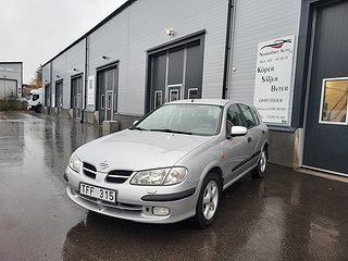 Nissan Almera 5-dörrar 1.8