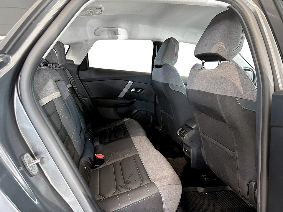 Bild på Citroën C4 Shine 1.2 PT 130hk Aut B-KAMERA CARPLAY