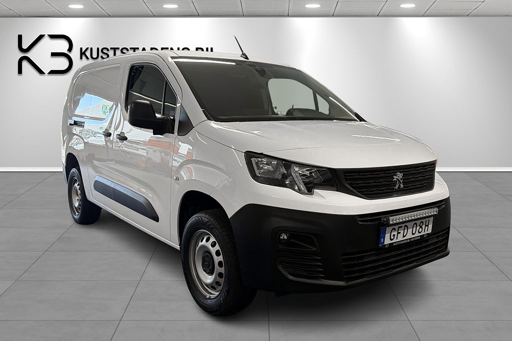 Peugeot Partner Utökad Last 1.5 4x4 L2 Drag Kamera Värmare V-inredd