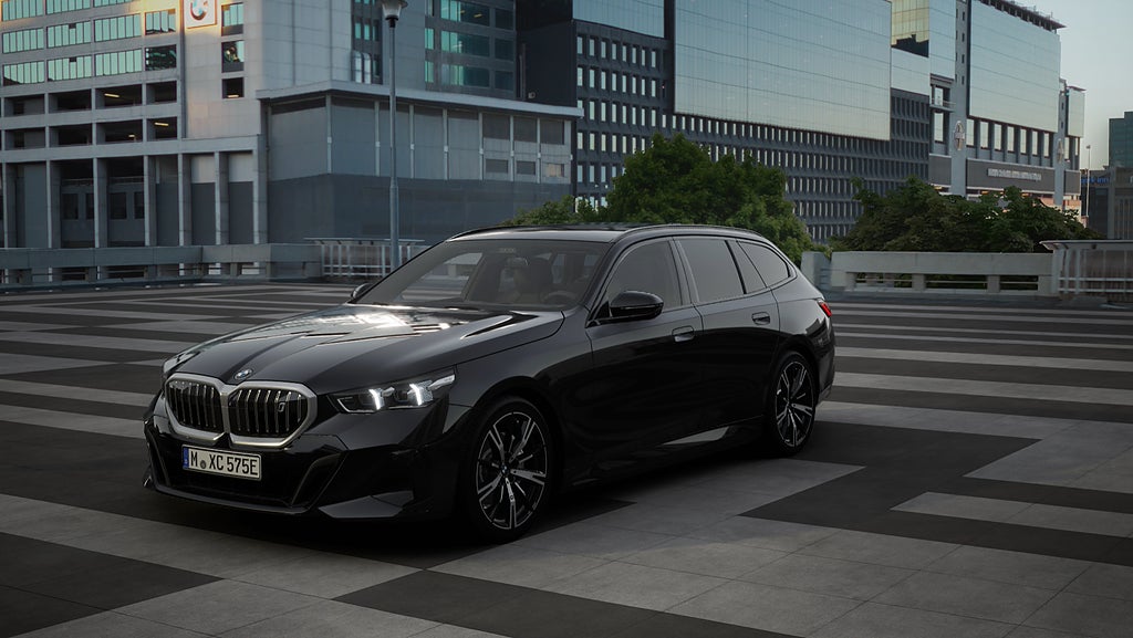 BMW i5 eDrive40 Touring - Business Lease fr. 8.395 kr/mån