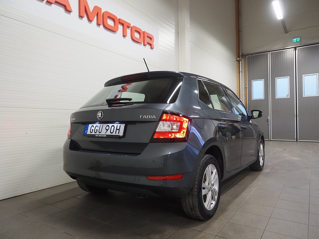 Skoda Fabia 1.0 MPI 75hk Style | Komfortpaket | 2019
