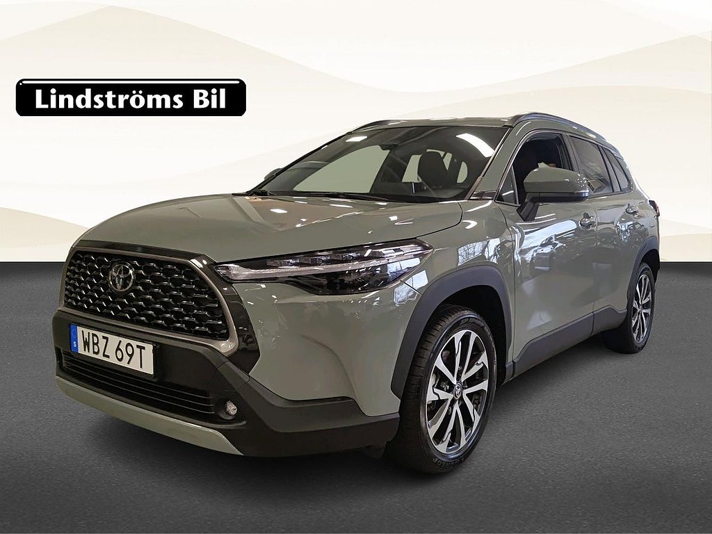 Toyota Corolla Cross Hybrid AWD-i Style Pluspaket 2.0 197hk V-Hjul Moms