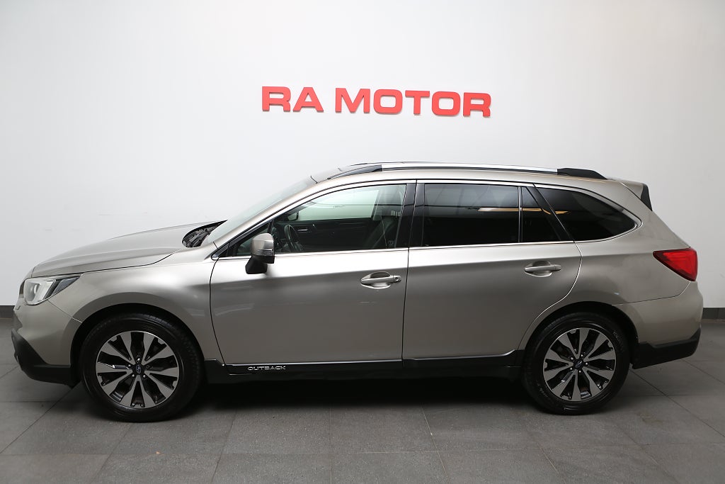 Subaru Outback 2,0D Summit AWD Aut H/K Skinn Motorv Drag 2016