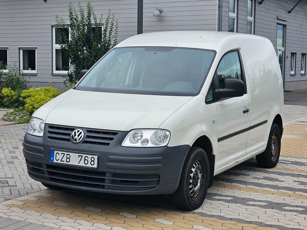 Volkswagen Caddy Nybesiktad Dragkrok #SÅLD#