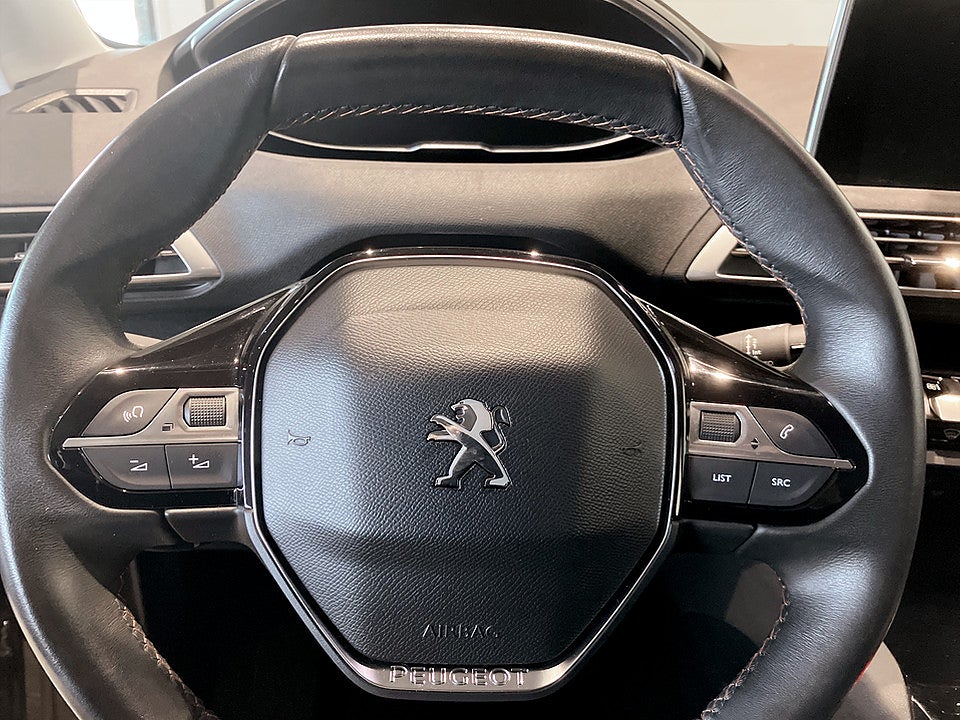 Bild på Peugeot 3008 Active 1.2 PT 130hk BACKSENSORER