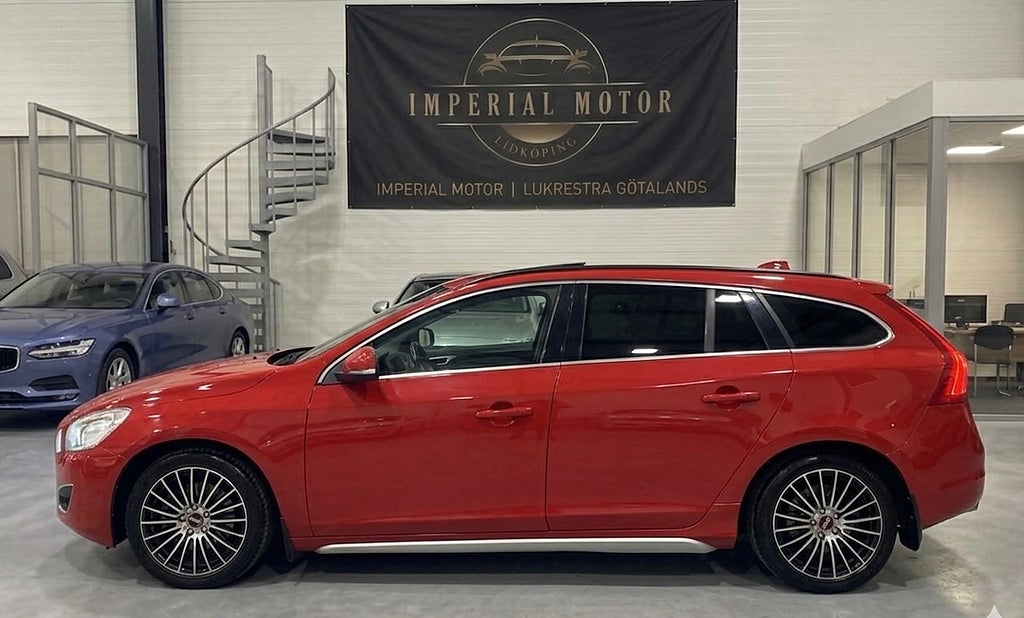 Volvo V60 D2 Momentum Euro 5// Nybesiktad // Dragkrok