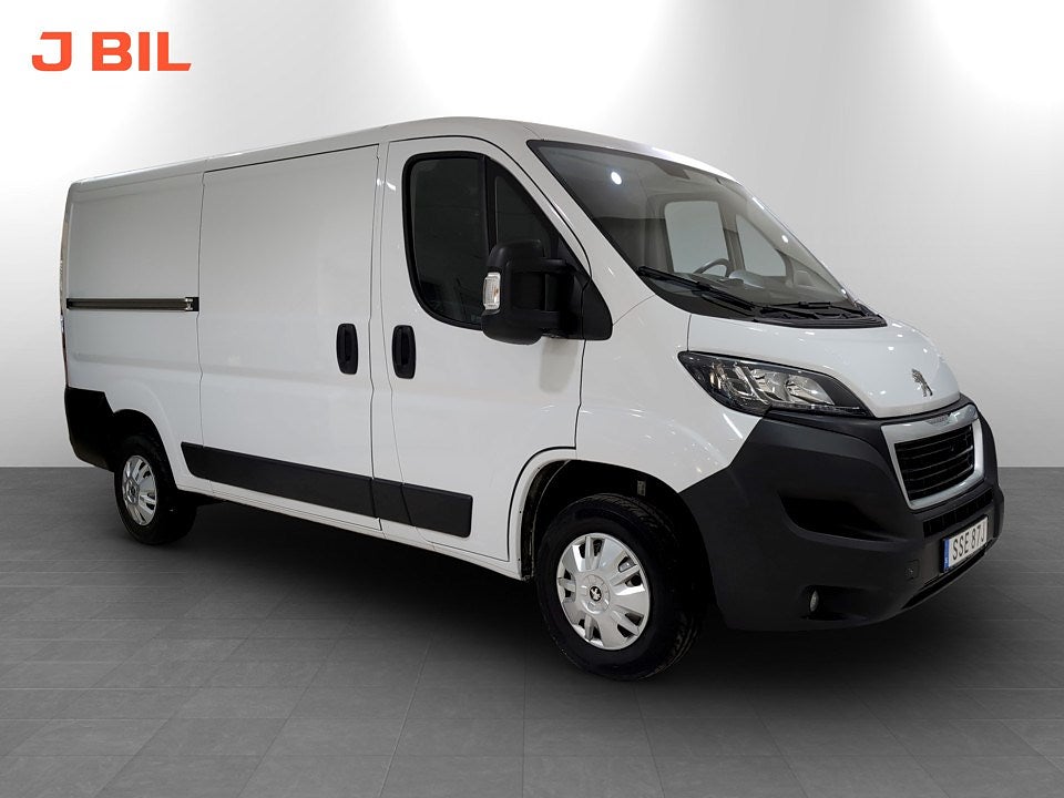 Peugeot Boxer PRO+ 2.2 BHDi 140hk L2H1 - B-KAMERA, DRAG