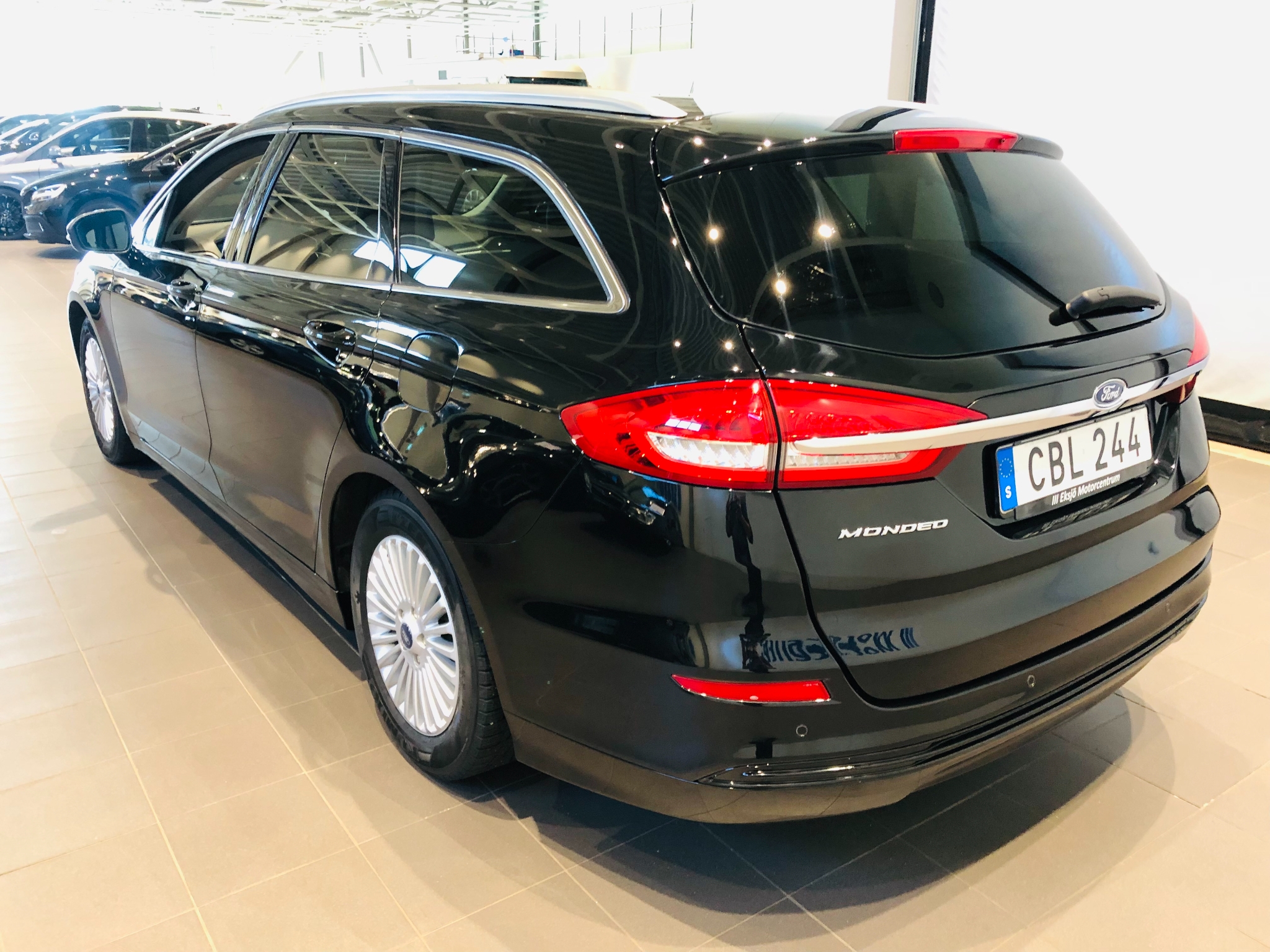 Ford Mondeo Kombi 1.5 EcoBoost 2019, bild 4/41