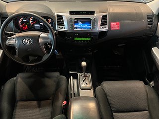 Toyota Hilux Dubbelhytt 3.0 4x4 171hk Drag/Kamera/S&V-hjul