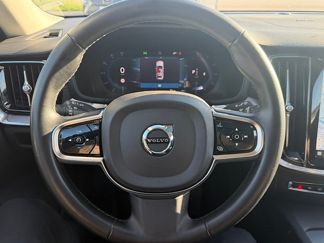 Volvo V60 Cross Country B4 AWD / Inscription / Panorama