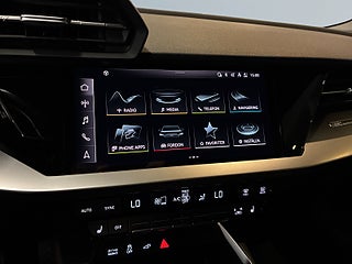 Audi A3 40 TFSI e S Tronic S&Vhjul/Kamera/Carplay/AdaptivF/MOMS – bild 11
