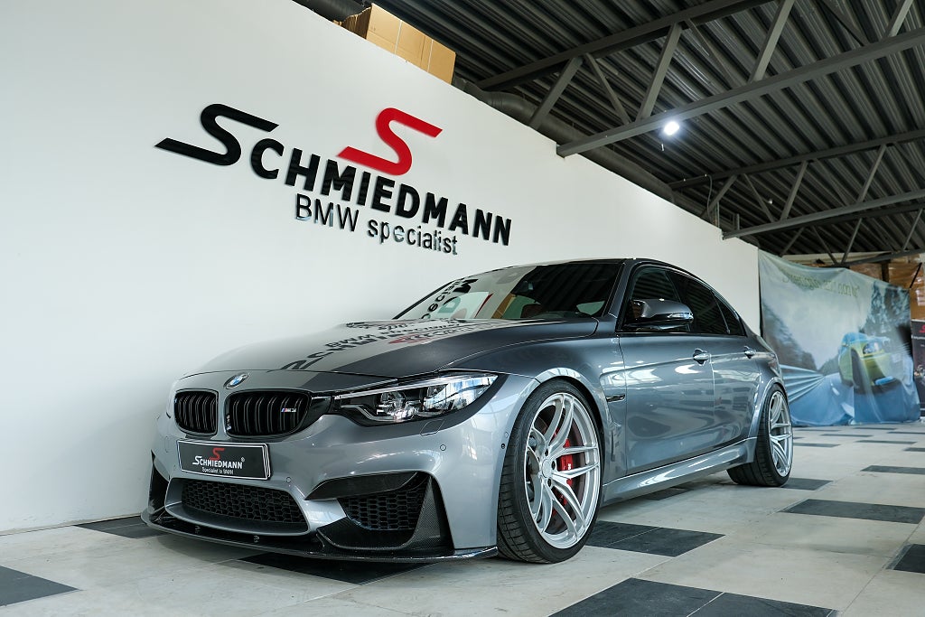 BMW M3 Competition Individual / DCT / SurroundView / SV-såld