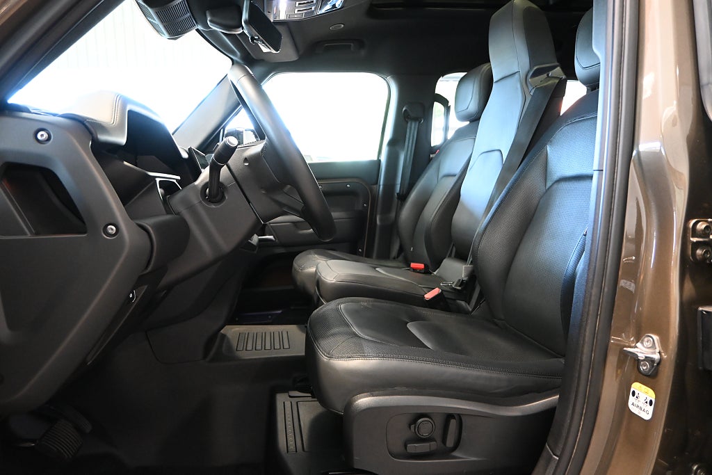 Land Rover Defender 2024 - miniatyr 9