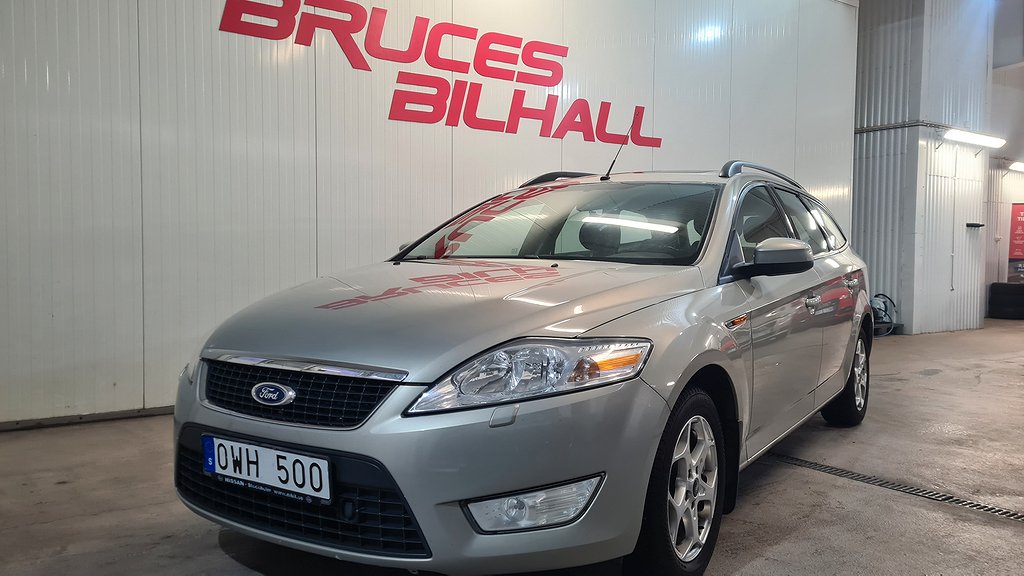 Ford Mondeo  2.0 , 145 Hk , Årsskatt 1218:- .......