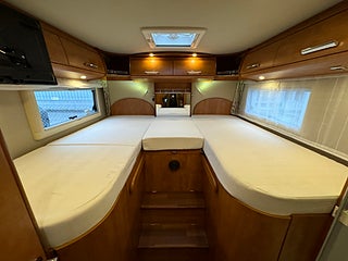 Husbil-halvintegrerad Carthago C-Line T4.9 180HK AUT 13 av 24