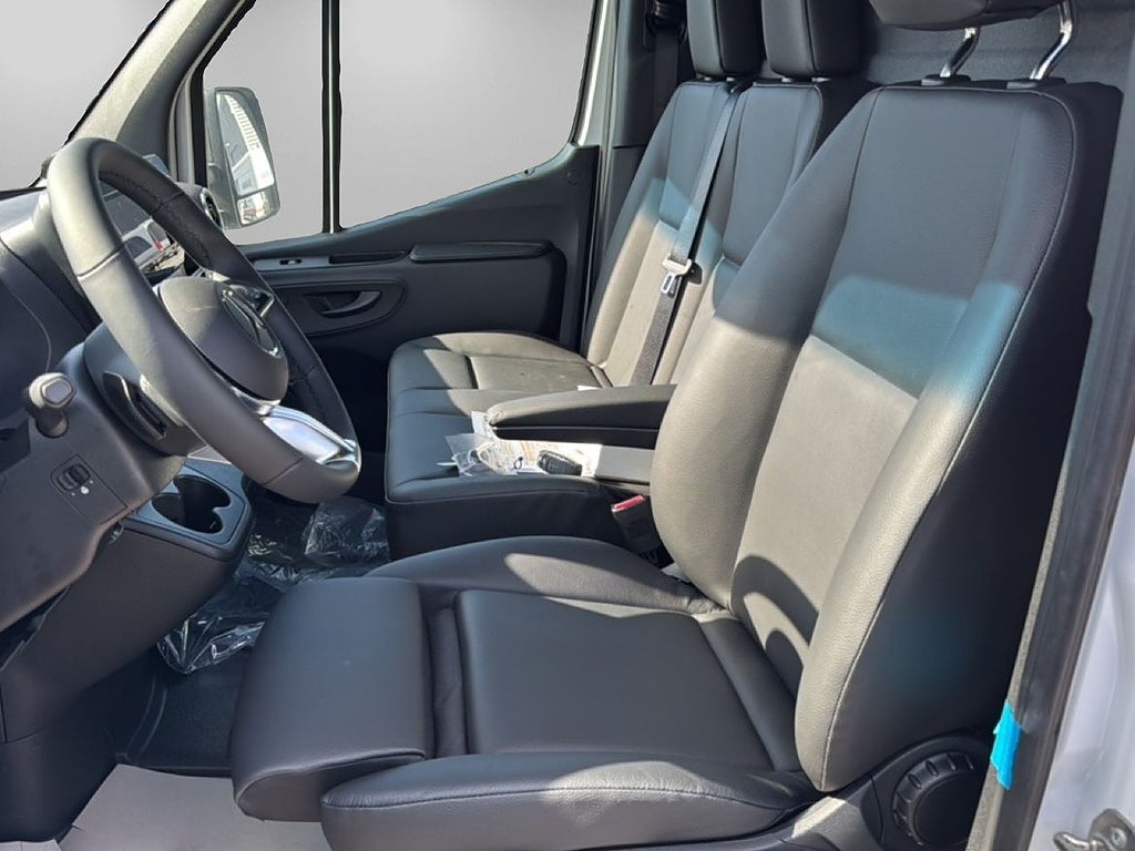 Mercedes-Benz Sprinter 2026 - miniatyr 9