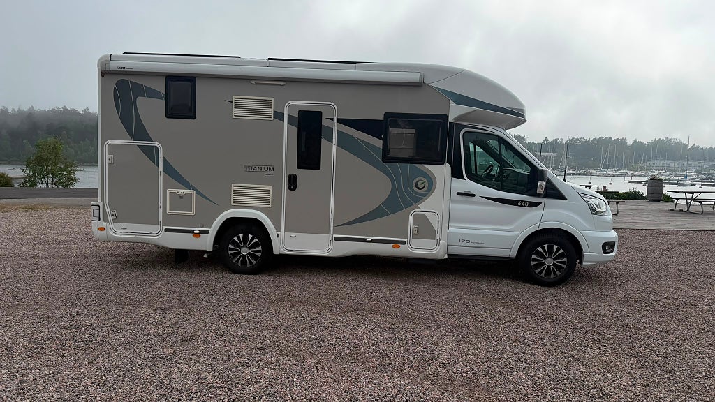 Chausson Transit Chausson 640 Taksäng / D-värmare/Aut / Solcell/Inverter