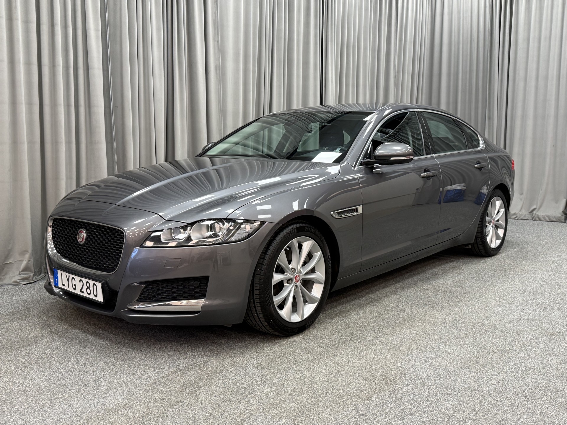 Jaguar XF 20d AWD R-Sport Euro 6 2017, bild 7/10