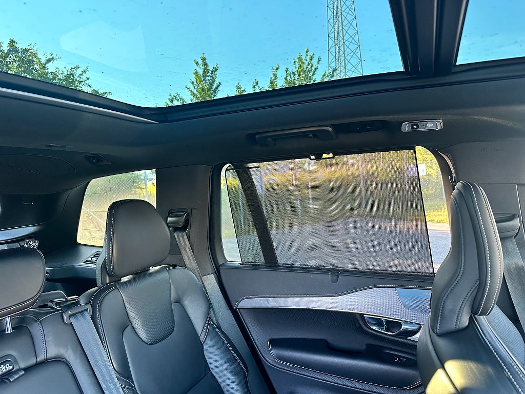 Volvo XC90 B5 AWD R-Design Pro Edition / 7sits