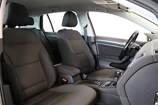 Halvkombi Volkswagen Golf 8 av 21