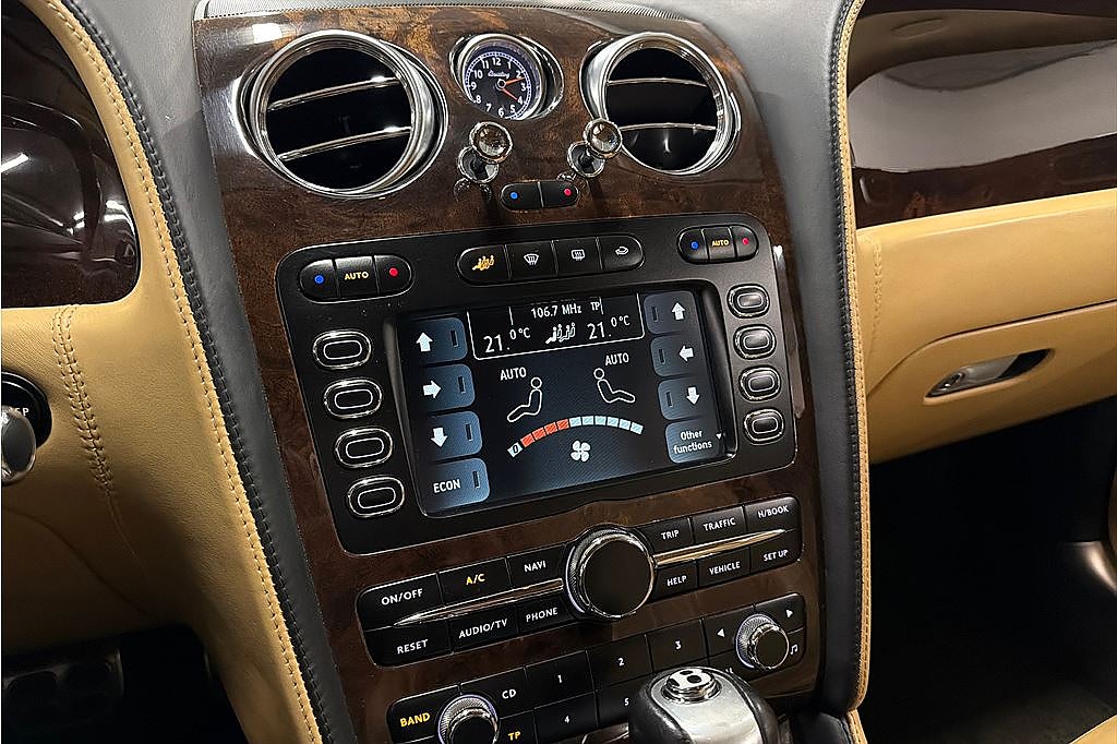 Bentley Continental Flying Spur L 6.0 W12 AWD, 560hk, 2006, Unik