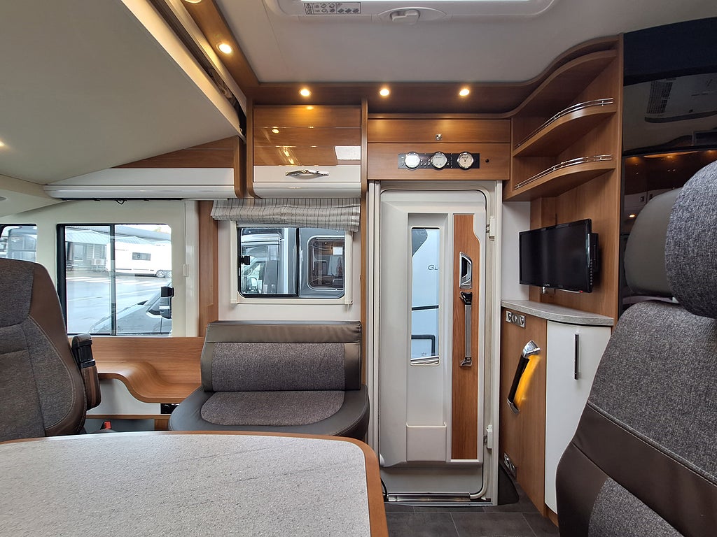 Dethleffs Premium XLi 7850-2 EB Långbädd, Automat, Solcell, AC