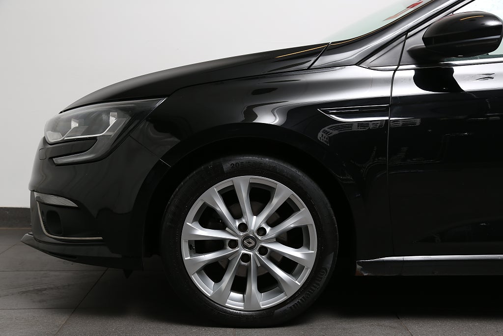 Renault Mégane 1,3 TCe 140hk Sport Tourer Navi Dragkrok 2019